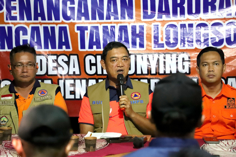 BNPB Pastikan Seluruh Unsur Bergerak Tangani Darurat Longsor Cilacap, SAR Fokus Cari 20 Korban