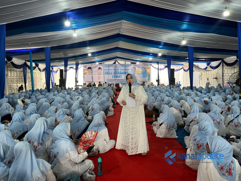 Pengajian Majelis Taklim Muslimah Deli Serdang Sehat Dihadiri Ribuan Jamaah di Deli Tua  &lrm;