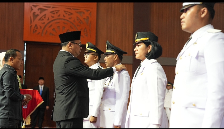 Lantik Ratusan Pejabat, Bupati: Ini Regenerasi