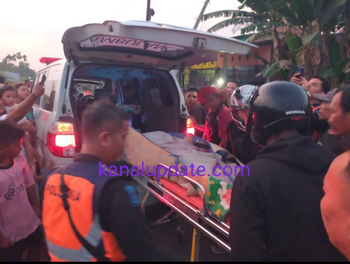Asik Teleponan di Rel, Pria Tewas Disambar KA