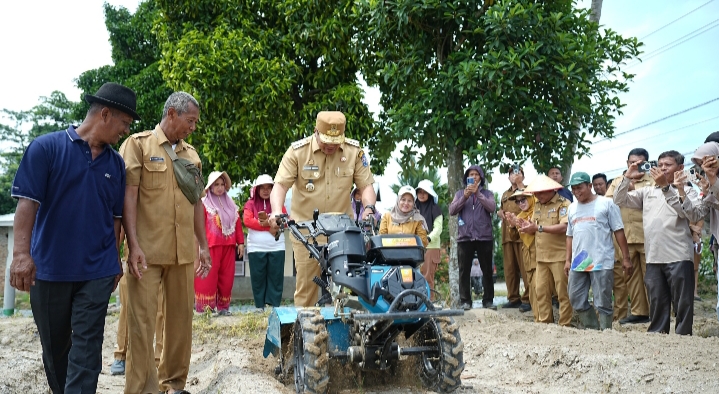 Bupati Percepat Modernisasi Pertanian Demi Efisiensi Dan Produktivitas