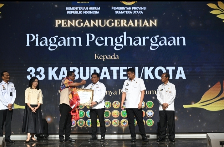 Pemkab Raih Penghargaan Kemenkum RI Atas Dukungan Posbankum Desa/Kelurahan