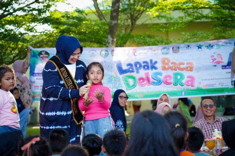 Keceriaan Anak Warnai Lapak Baca DELSERA