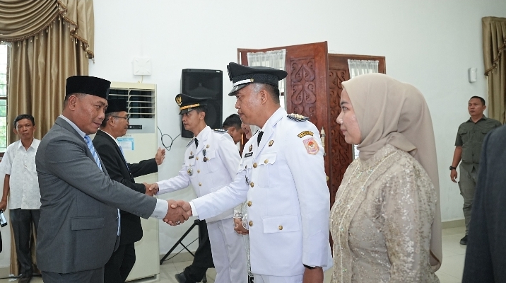 Wabup Lom Lom Suwondo Lantik 23 Pejabat Administrator Dan Pengawas