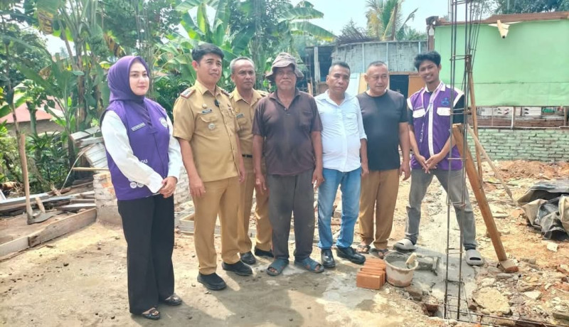 Gontar Letakkan Batu Pertama Pembangunan RTLH di Desa Bangunrejo