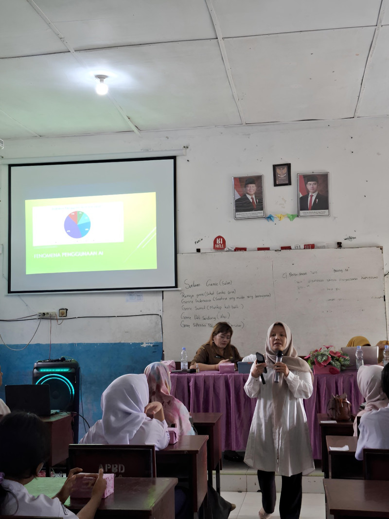 Bijak Gunakan AI, Dosen Psikologi Institut Kesehatan Helvetia Perkuat Academic Self-Efficacy Siswa SMP Negeri 1 Patumbak