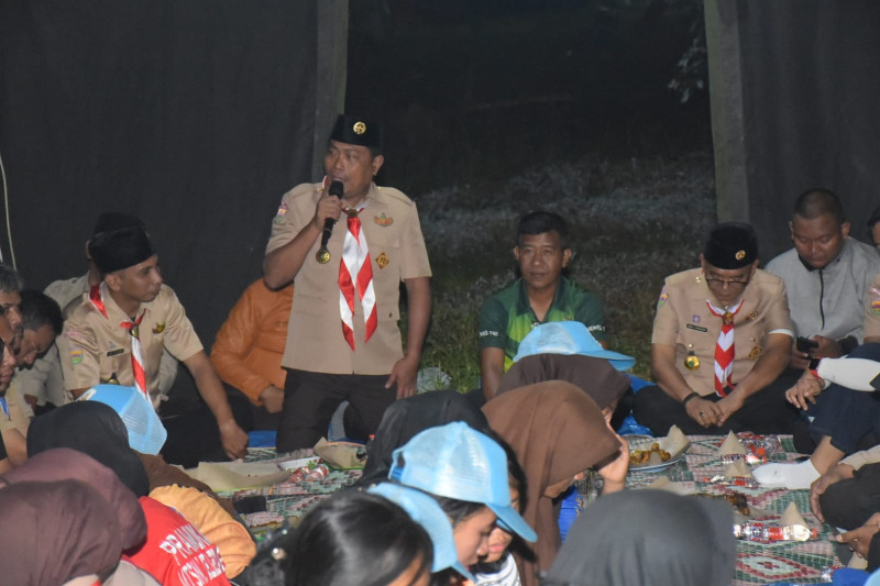 Bermalam Bersama Kontingen Jamdasu XI, Wabup Dorong Pramuka Jadi Generasi Membanggakan