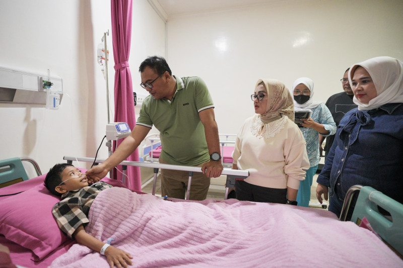 dr Aci Pantau Kondisi Khairul, Penanganan Medis Terus Dilakukan